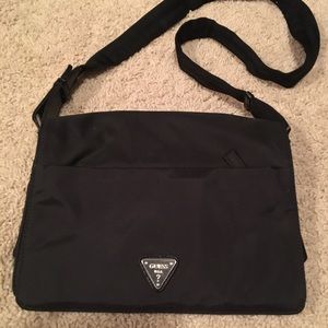 Guess crossbody purse